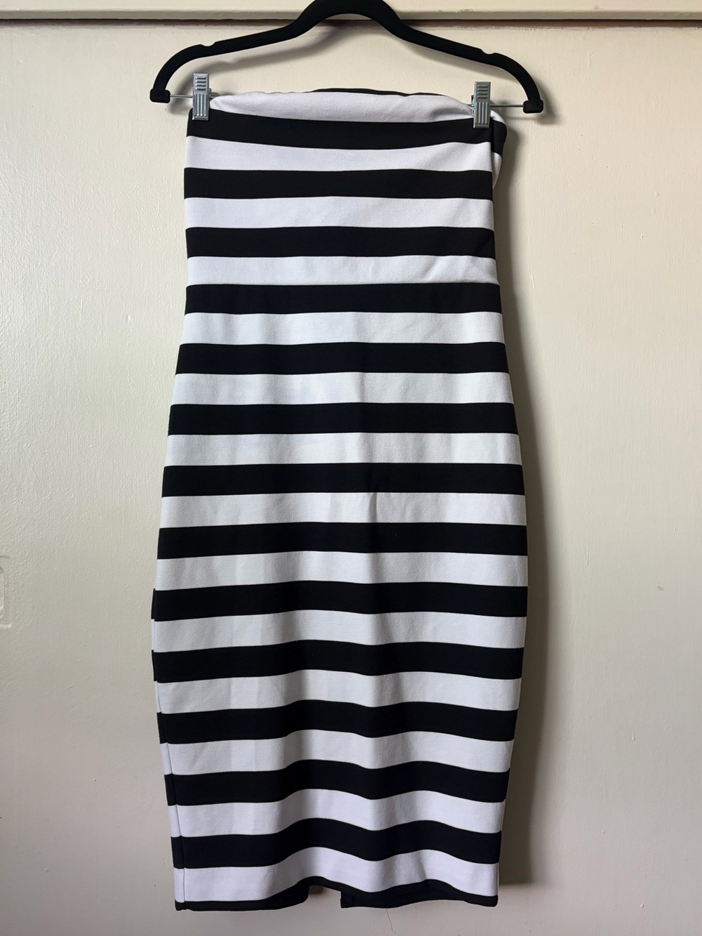 Express Black and White Strapless Stripe Midi Dress